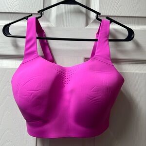 Featherweight max sports bra